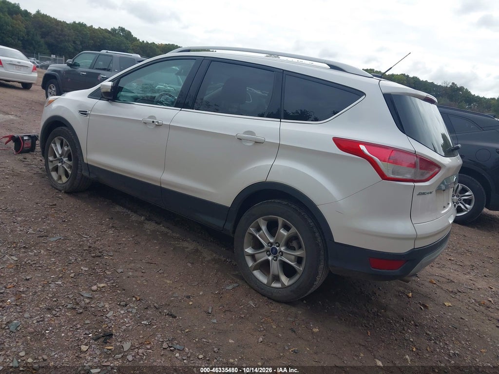 2015 Ford Escape Titanium photo 3