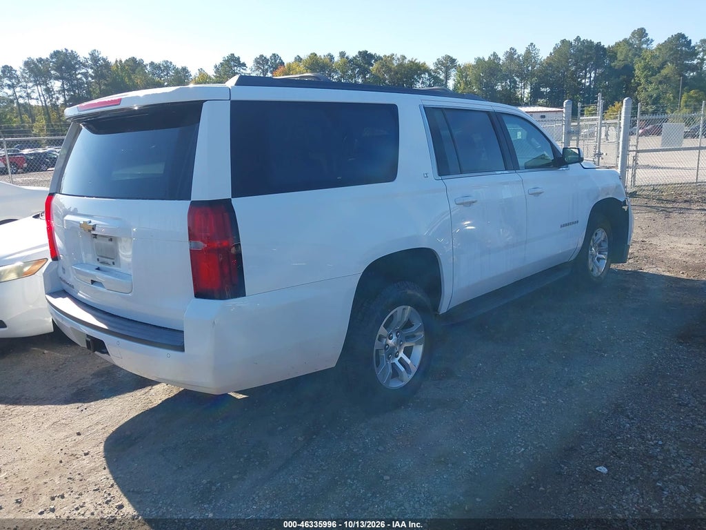 2016 Chevrolet Suburban LT photo 4