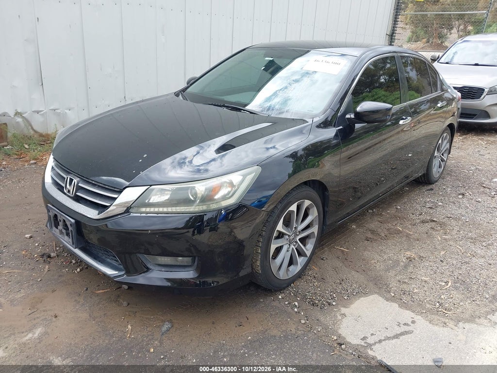 2015 Honda Accord Sport photo 2