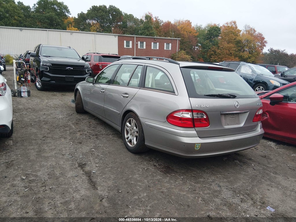 2005 Mercedes-Benz E 320 4MATIC photo 3