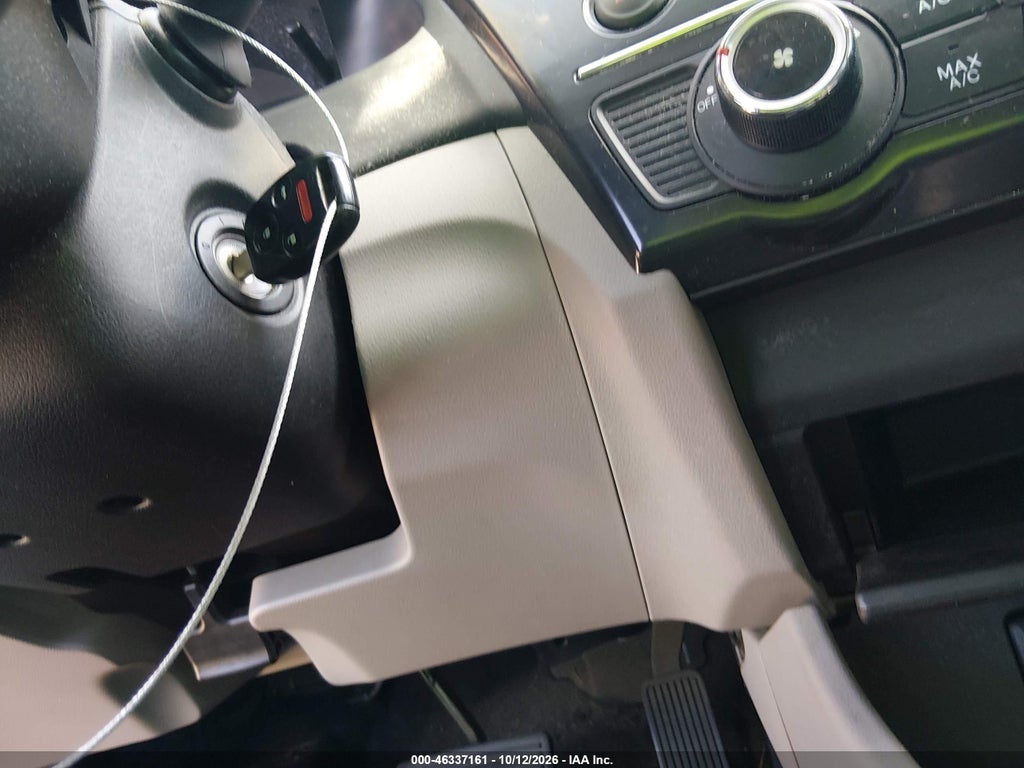 2013 Honda Civic LX photo 11