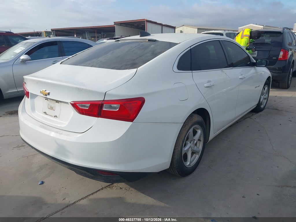 2017 Chevrolet Malibu LS photo 4