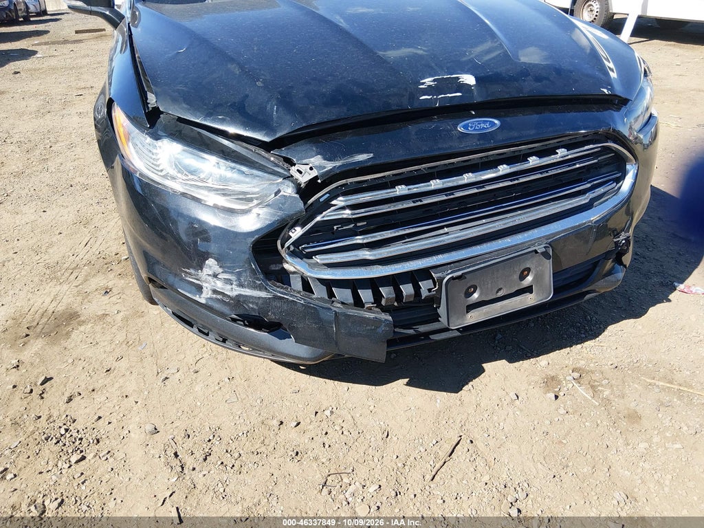2016 Ford Fusion SE photo 6