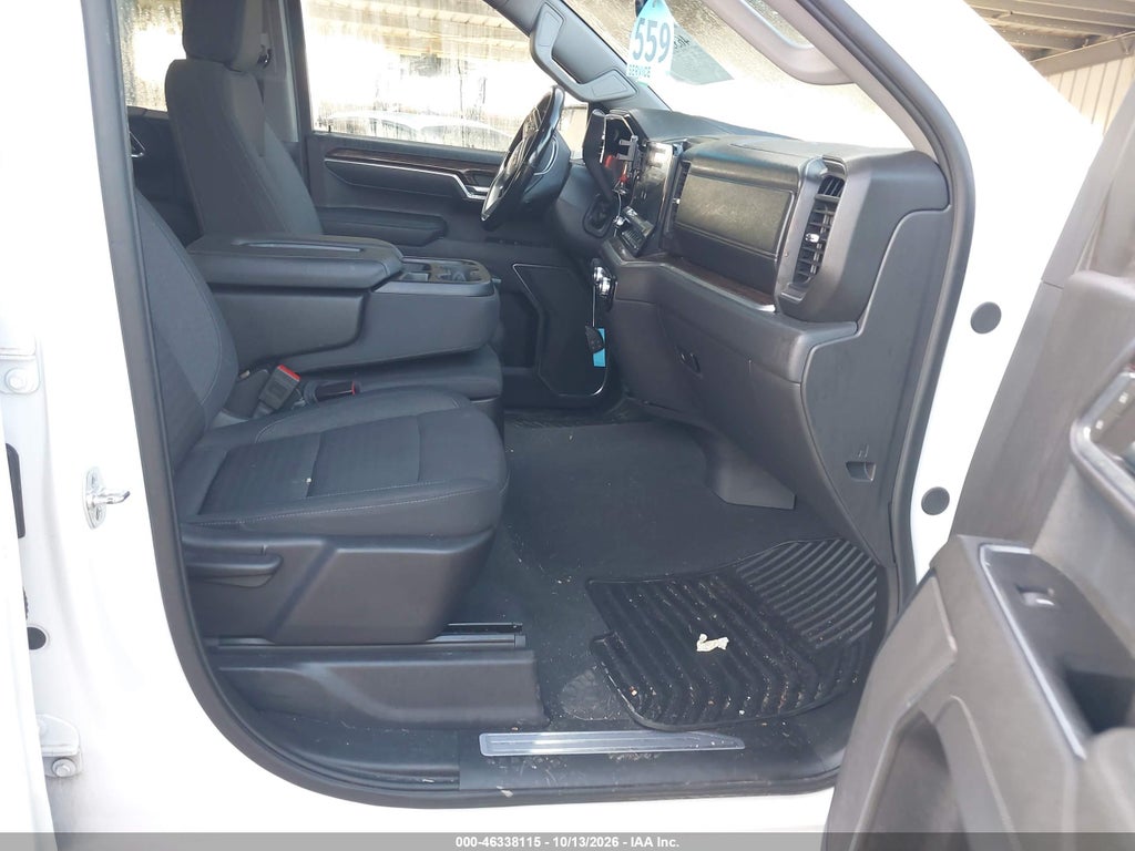 2025 GMC Sierra 1500 4WD Standard Box SLE photo 5
