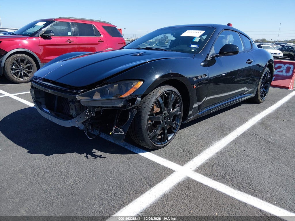 2012 Maserati Granturismo MC photo 2