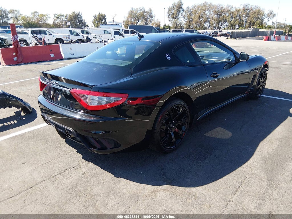 2012 Maserati Granturismo MC photo 4
