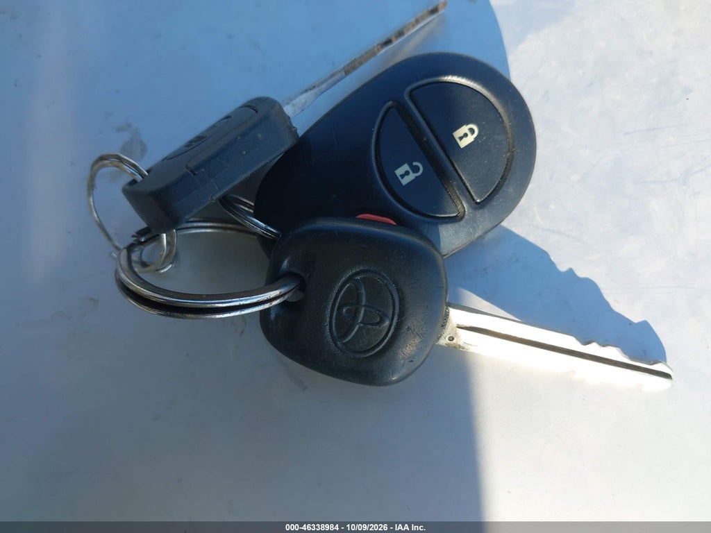 2010 Toyota Tacoma Base V6 photo 11