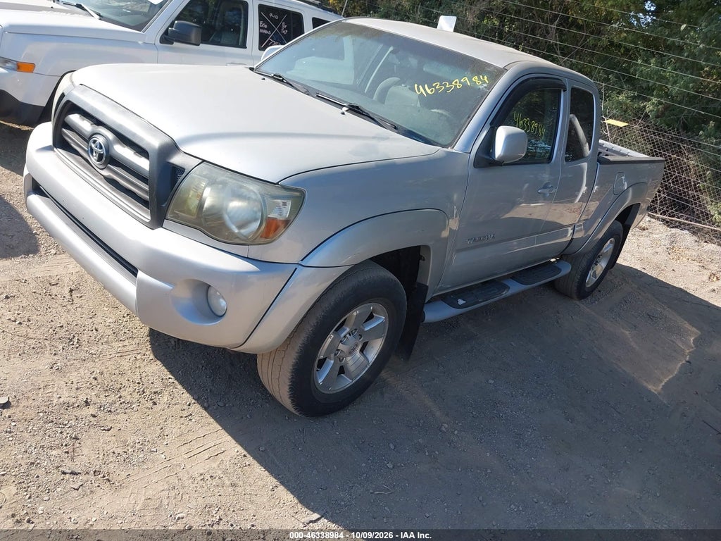 2010 Toyota Tacoma Base V6 photo 2