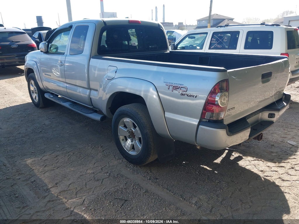 2010 Toyota Tacoma Base V6 photo 3