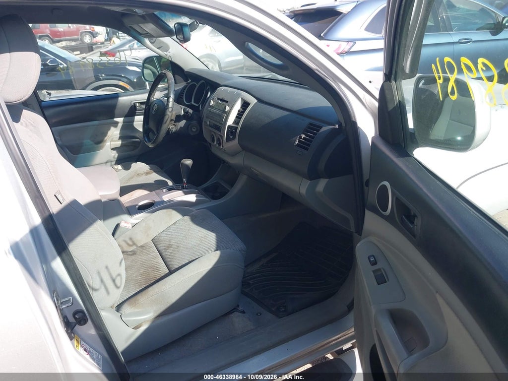 2010 Toyota Tacoma Base V6 photo 5