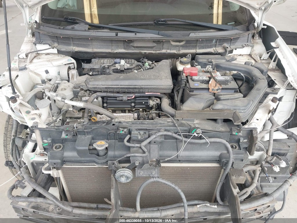 2015 Nissan Rogue SV photo 10