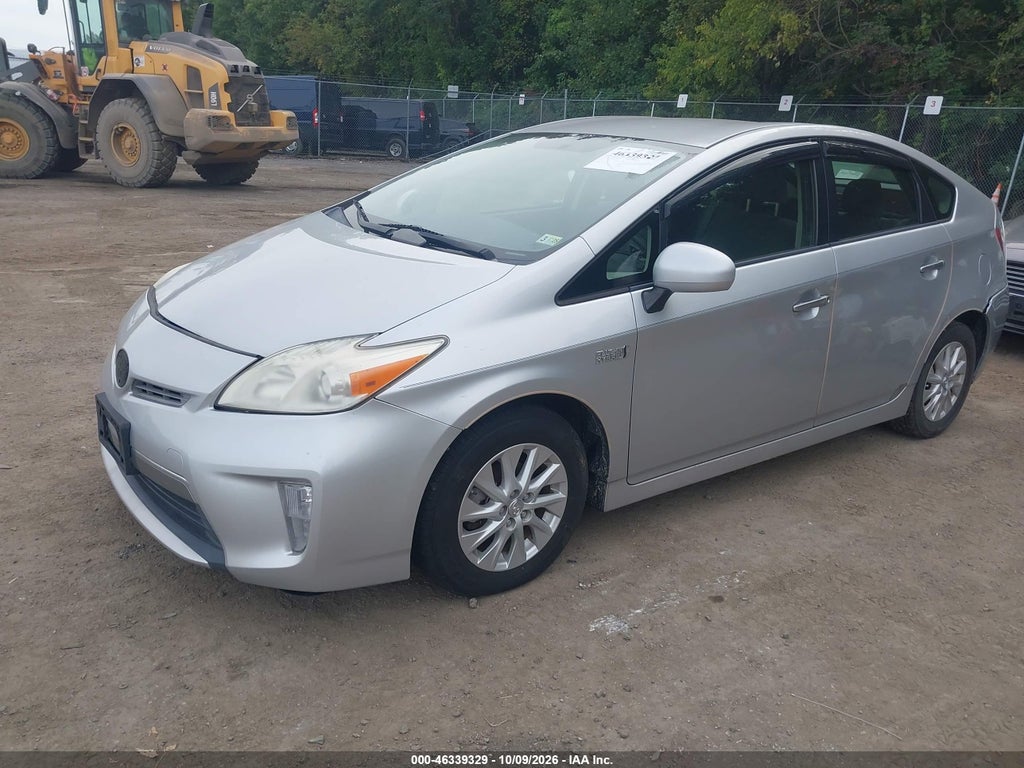 2013 Toyota Prius Plug-IN photo 2