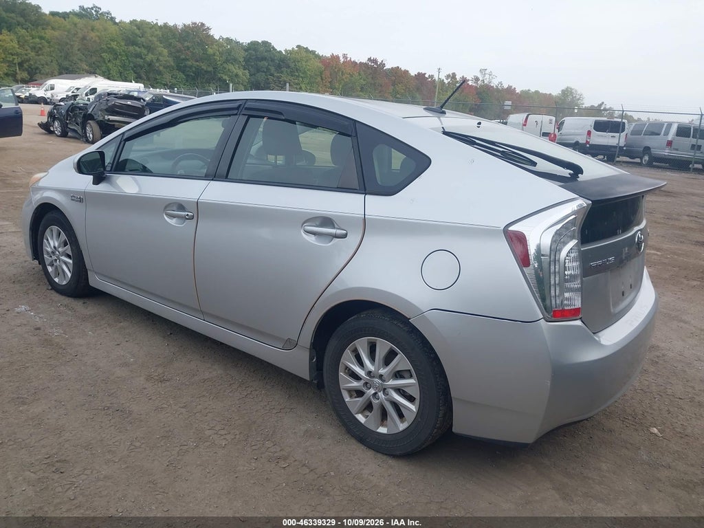 2013 Toyota Prius Plug-IN photo 3