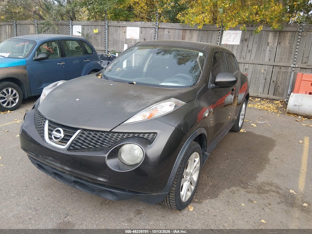 2013 Nissan Juke S photo 2