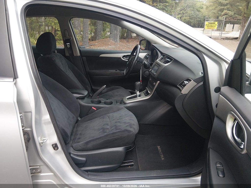2013 Nissan Sentra SV photo 5
