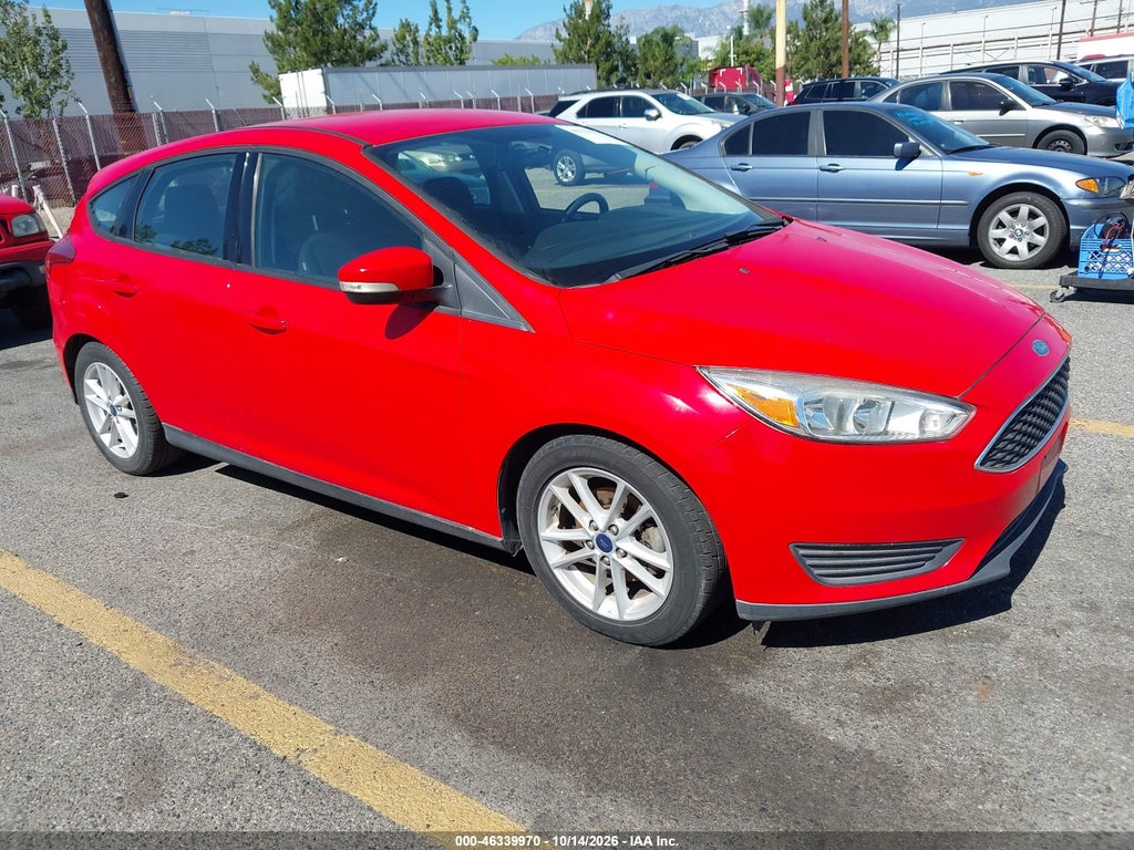2016 Ford Focus SE photo 1
