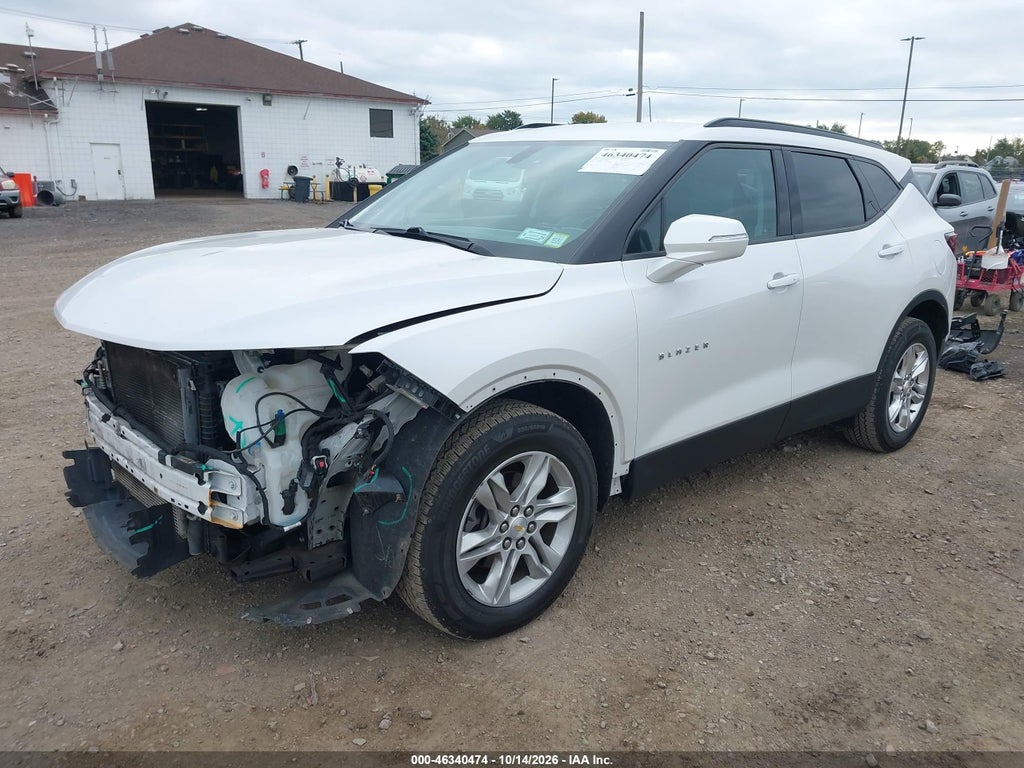 2020 Chevrolet Blazer AWD 3LT photo 2