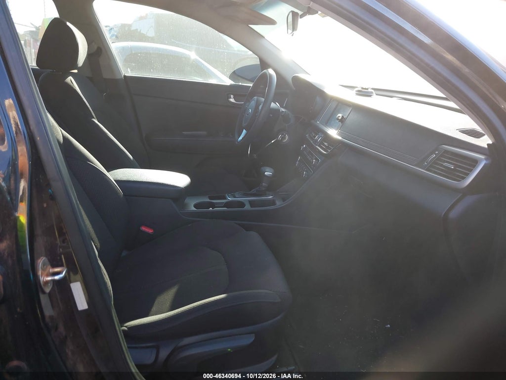 2018 Kia Optima LX photo 5