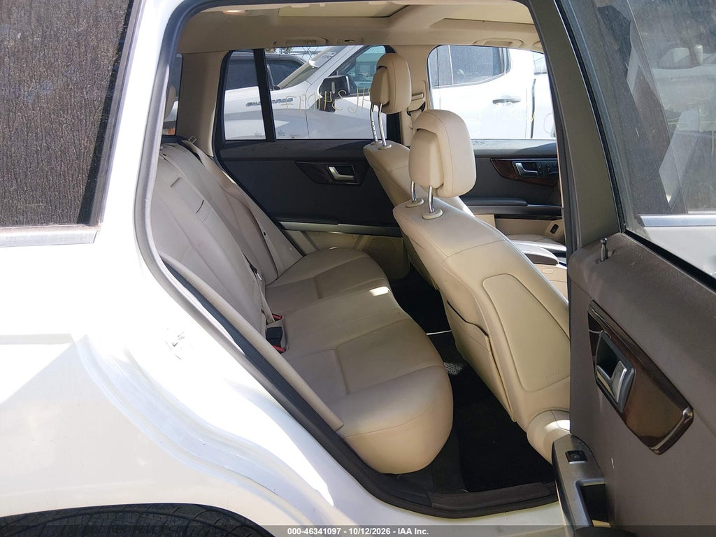 2015 Mercedes-Benz GLK 350 4MATIC photo 8