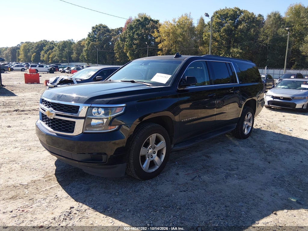 2016 Chevrolet Suburban LT photo 2