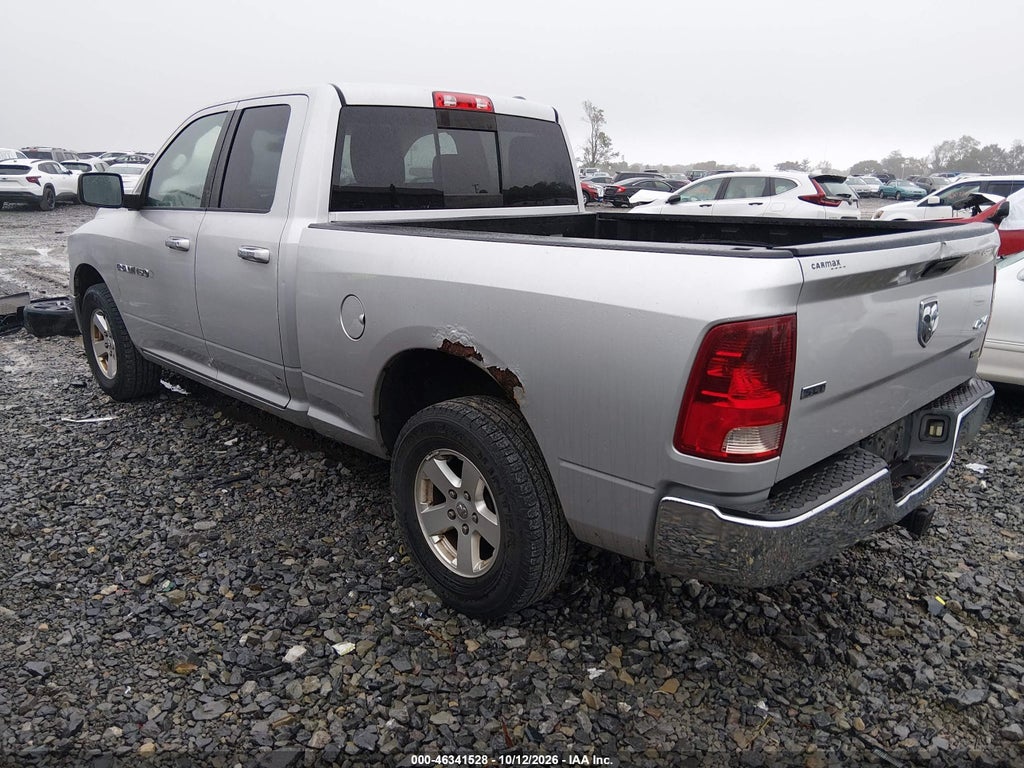 2011 Ram RAM 1500 SLT photo 3