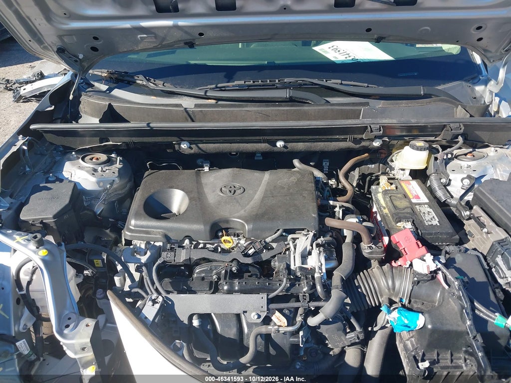 2019 Toyota RAV4 XLE photo 10