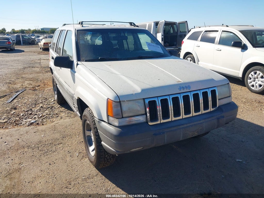 1996 Jeep Grand Cherokee Laredo photo 1