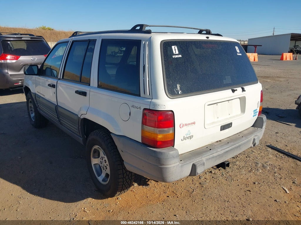 1996 Jeep Grand Cherokee Laredo photo 3