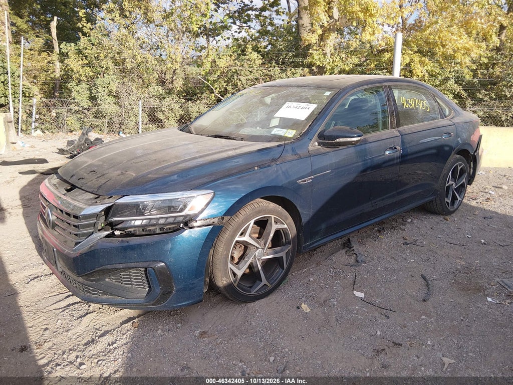 2020 Volkswagen Passat 2.0T R-Line photo 2