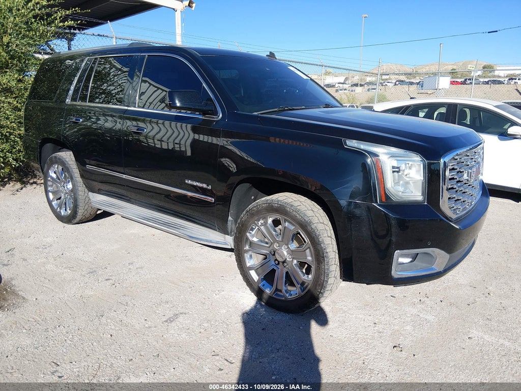 2015 GMC Yukon Denali photo 1