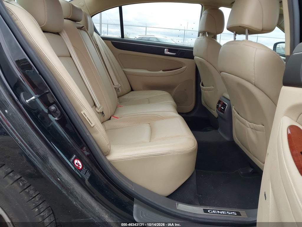 2012 Hyundai Genesis 5.0 photo 8