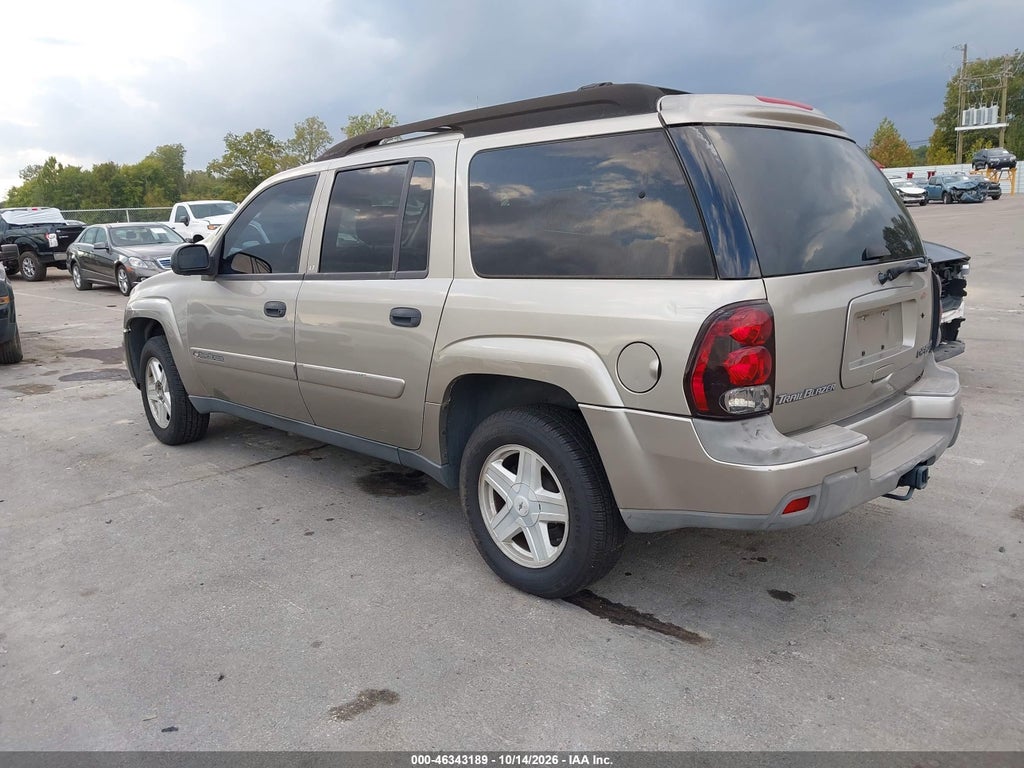 2003 Chevrolet Trailblazer EXT LT photo 3