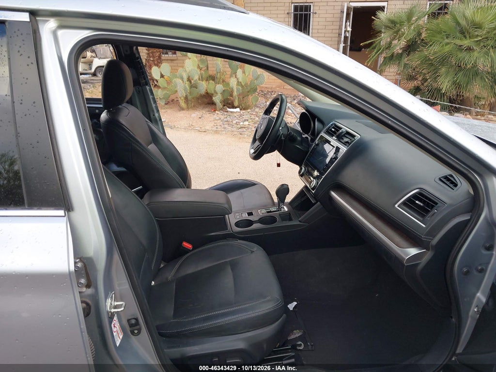 2018 Subaru Outback 3.6R Limited photo 5