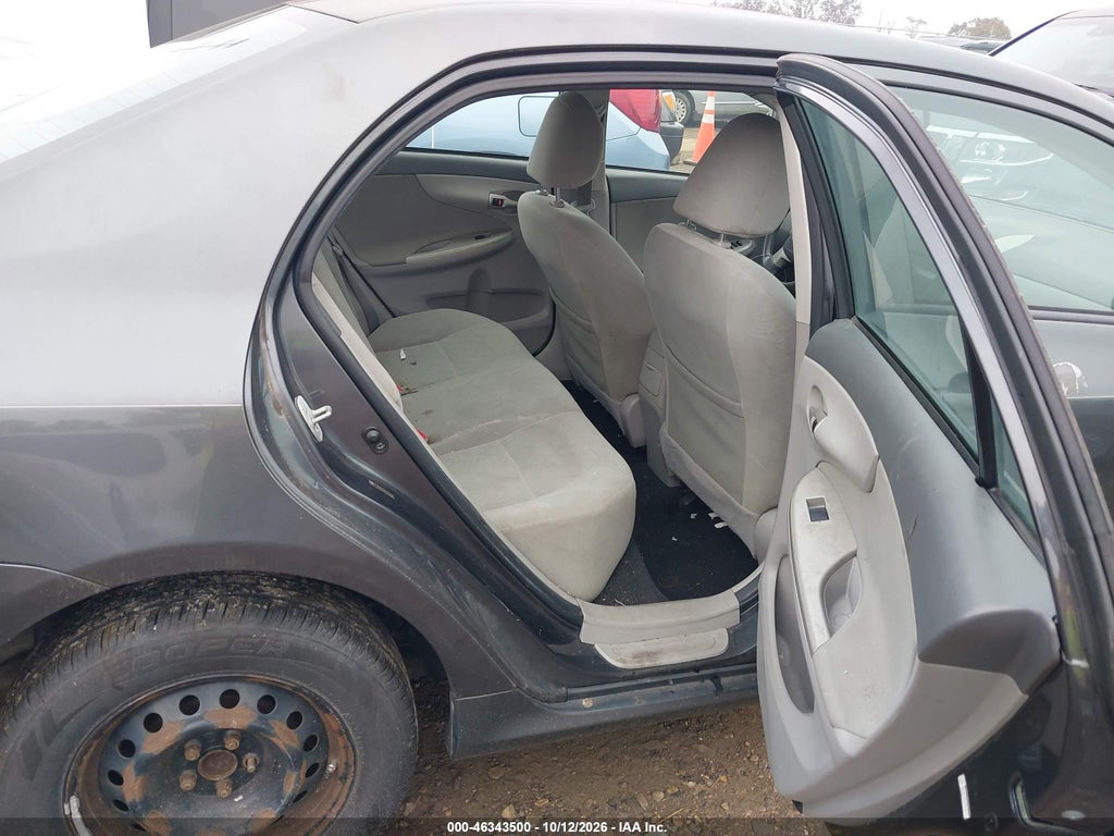 2010 Toyota Corolla LE photo 8