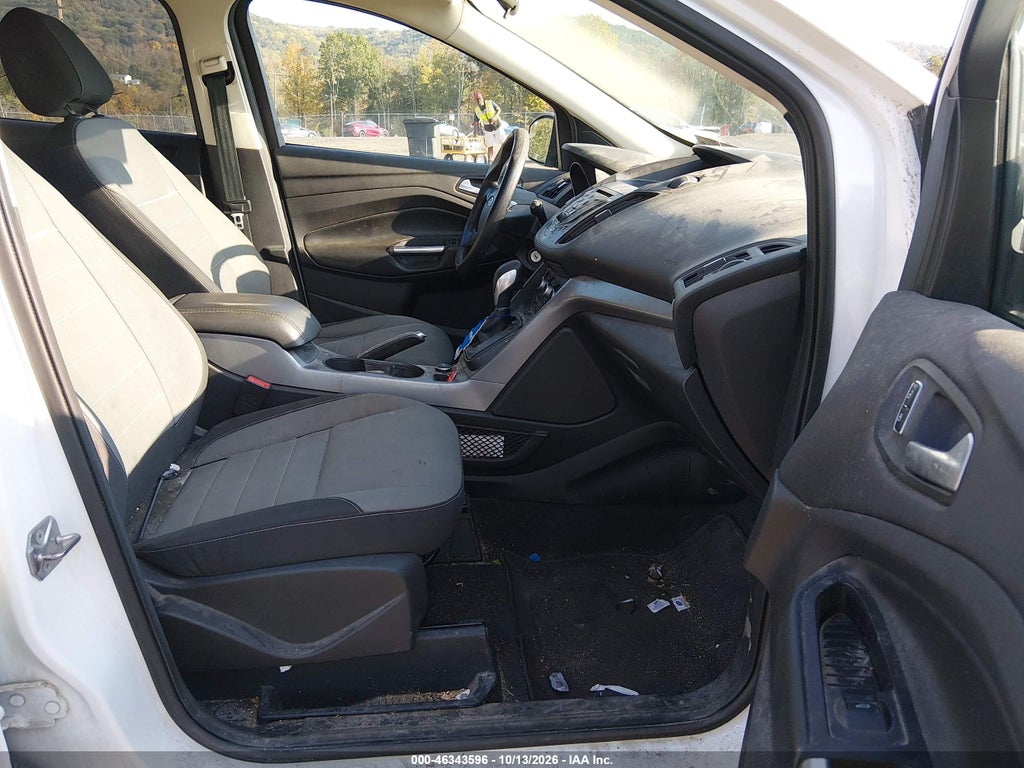 2015 Ford Escape SE photo 5