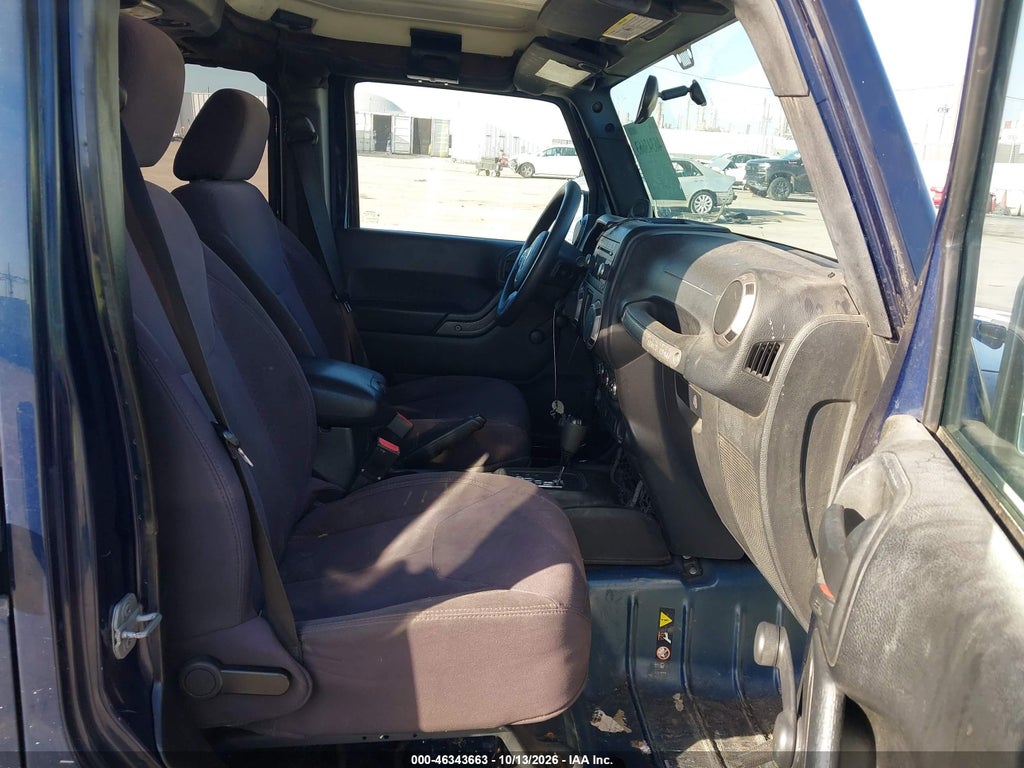 2013 Jeep Wrangler Unlimited Sport photo 5