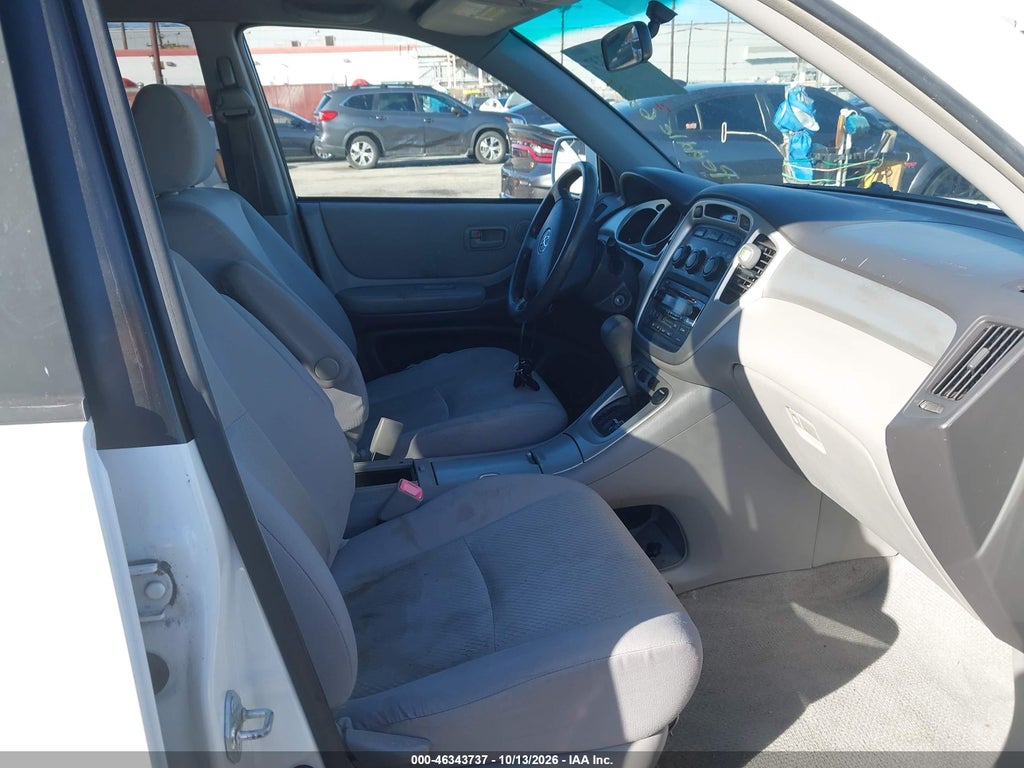 2005 Toyota Highlander V6 photo 5