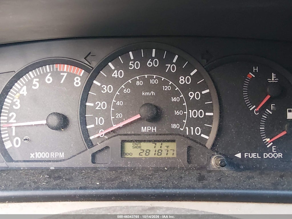 2003 Toyota Corolla CE photo 7