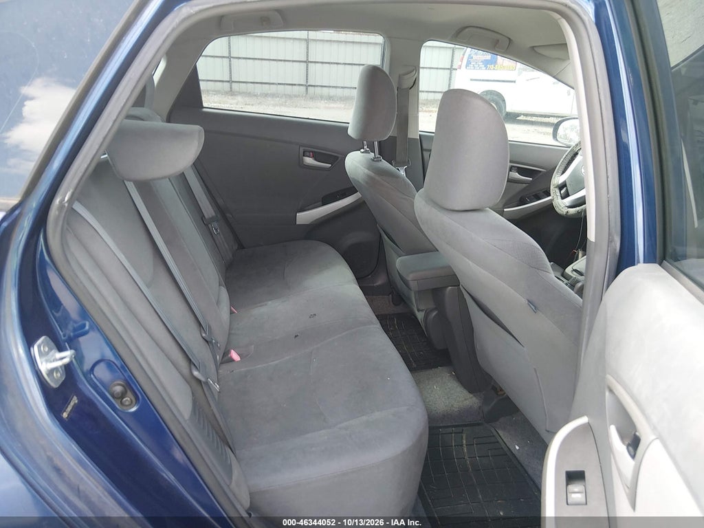 2010 Toyota Prius II photo 8