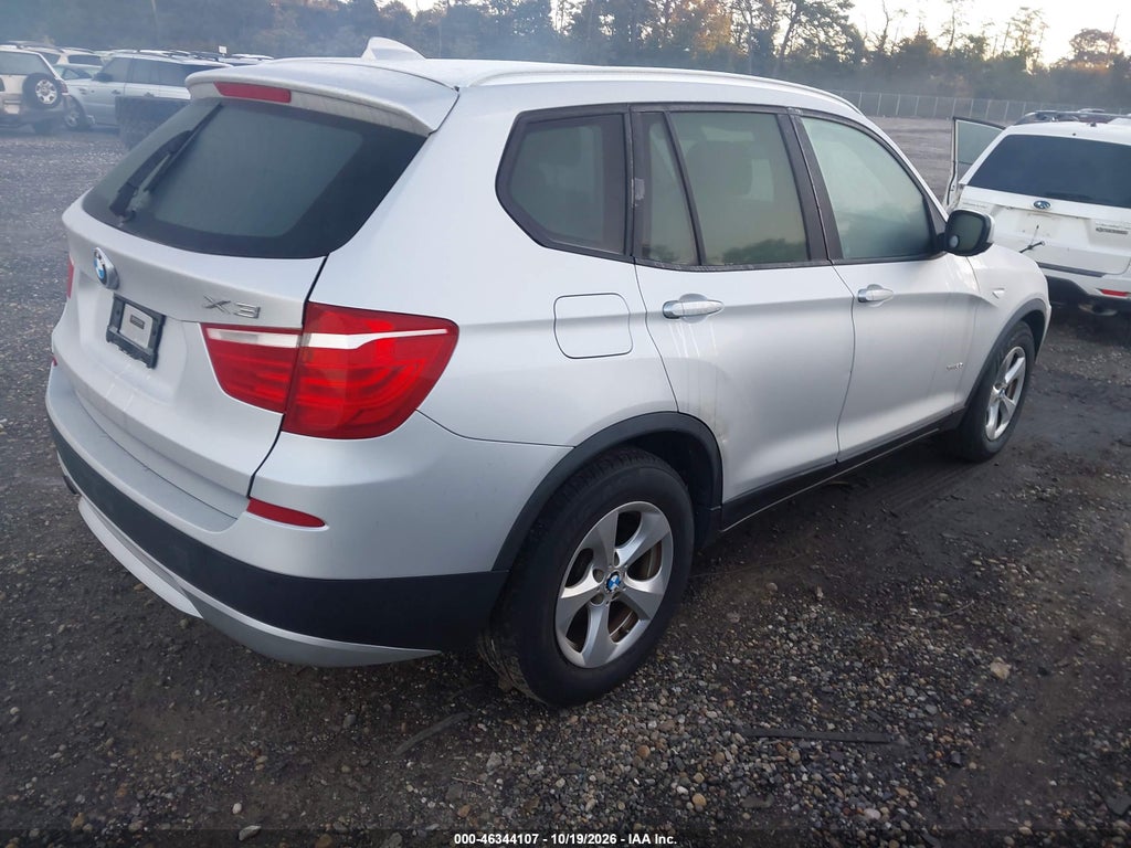 2011 BMW X3 XDRIVE28I photo 4