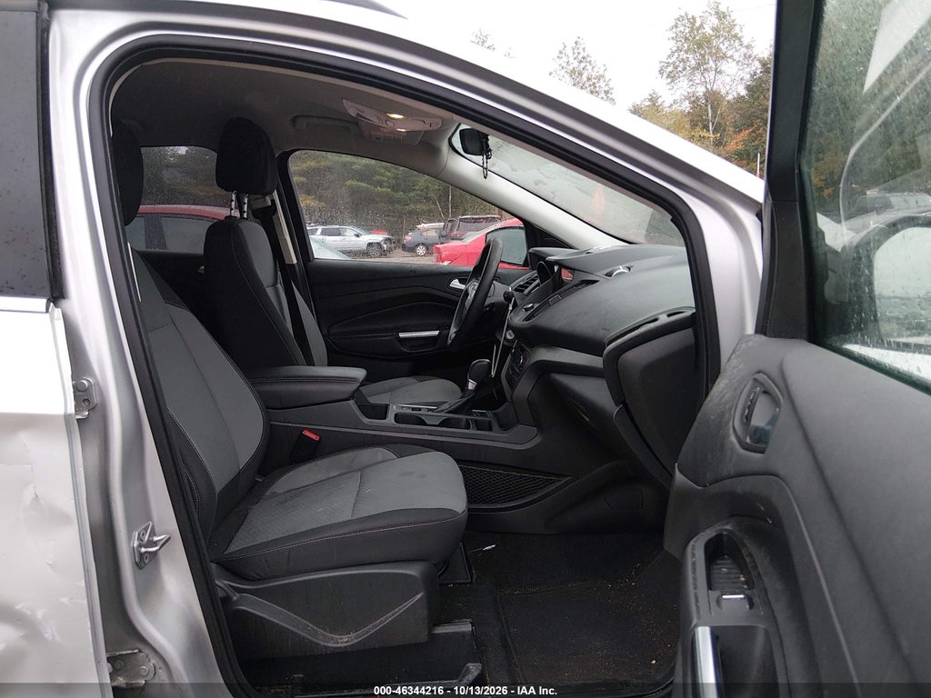 2017 Ford Escape SE photo 5