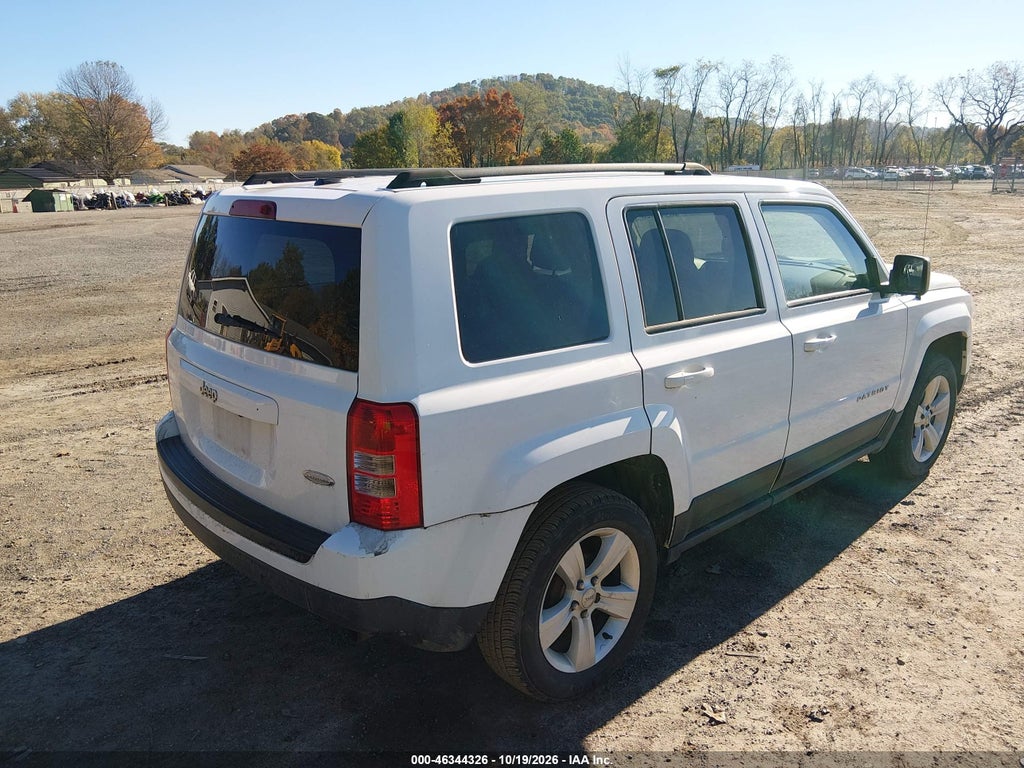 2016 Jeep Patriot Latitude photo 4