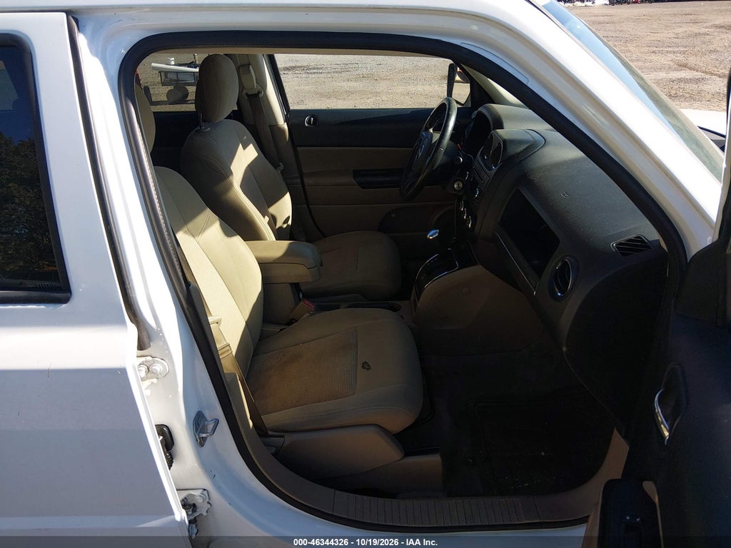 2016 Jeep Patriot Latitude photo 5