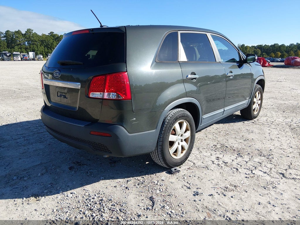 2012 Kia Sorento LX photo 4