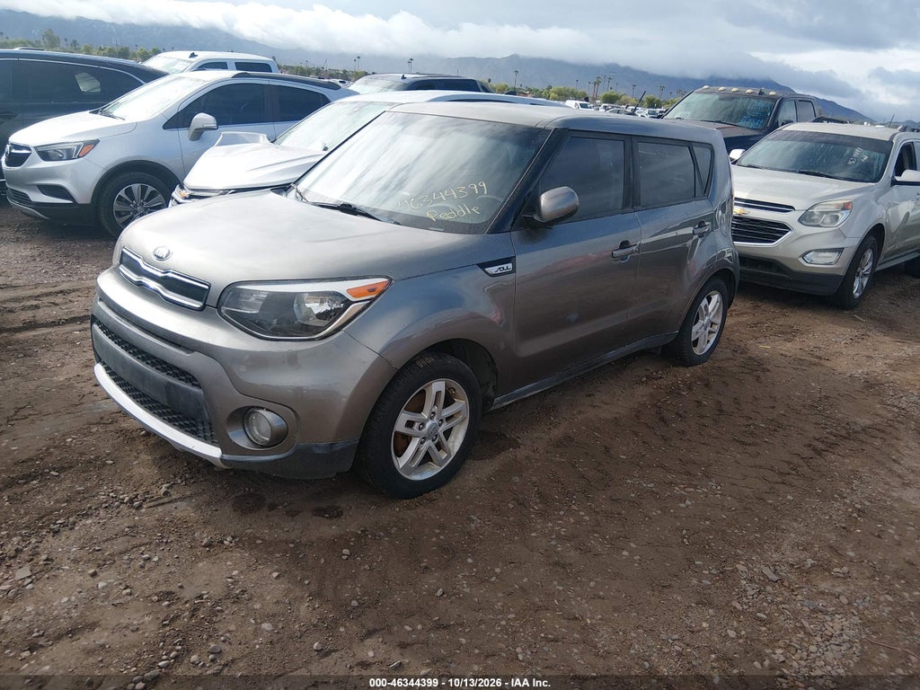 2018 Kia Soul + photo 2