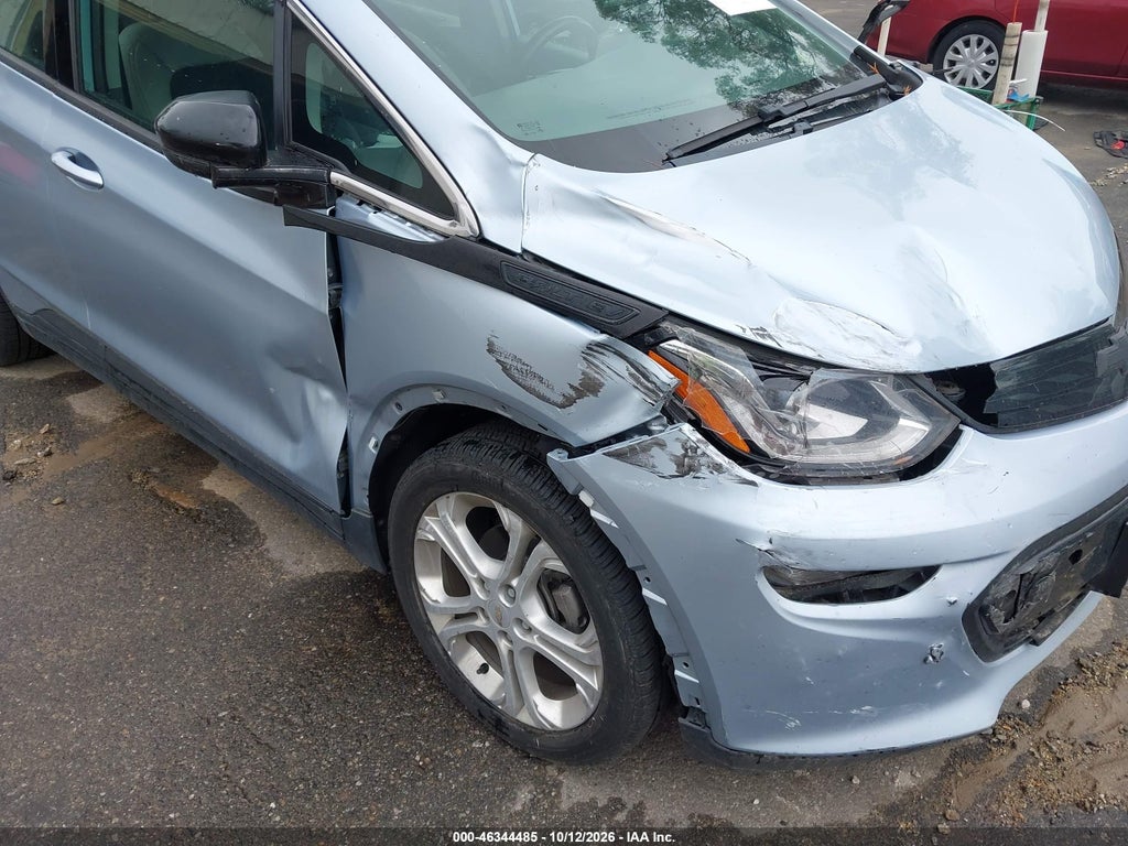 2018 Chevrolet Bolt EV LT photo 6