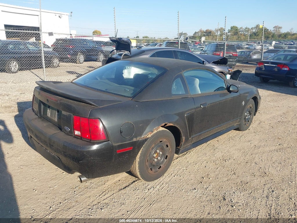 1999 Ford Mustang GT photo 4
