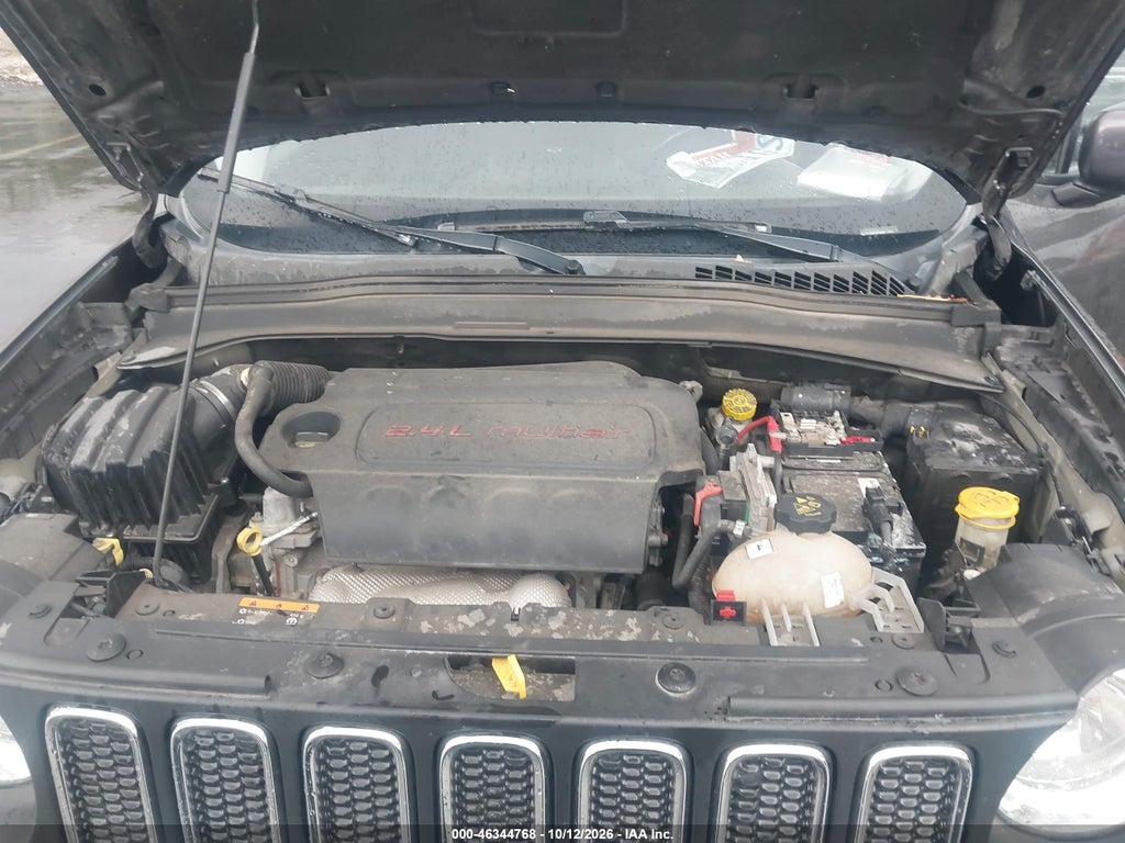 2017 Jeep Renegade Latitude 4X4 photo 10