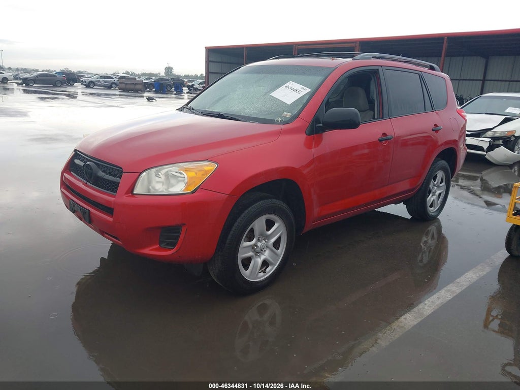 2011 Toyota RAV4 photo 2