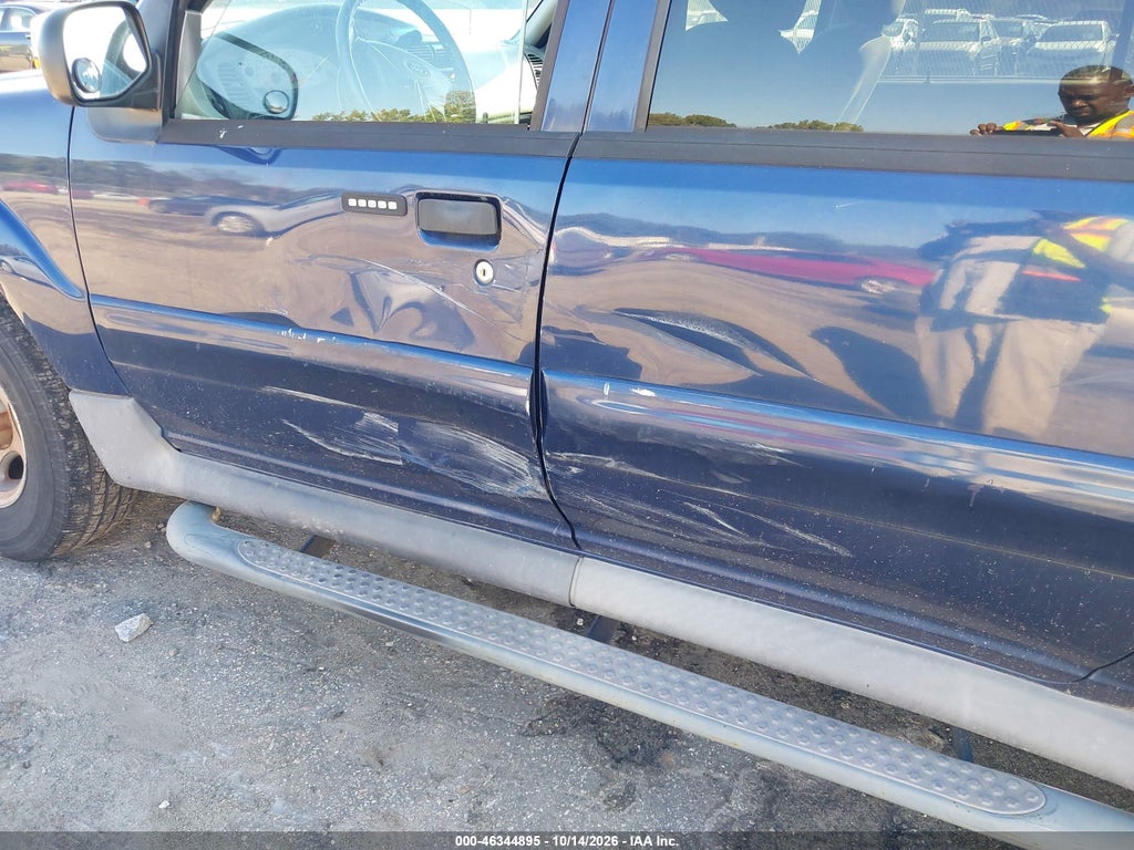 2004 Ford Explorer Sport Trac Adrenalin/XLS/XLT photo 6